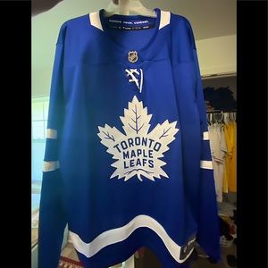 Toronto Maple Leaf Hockey Jersey 🏒